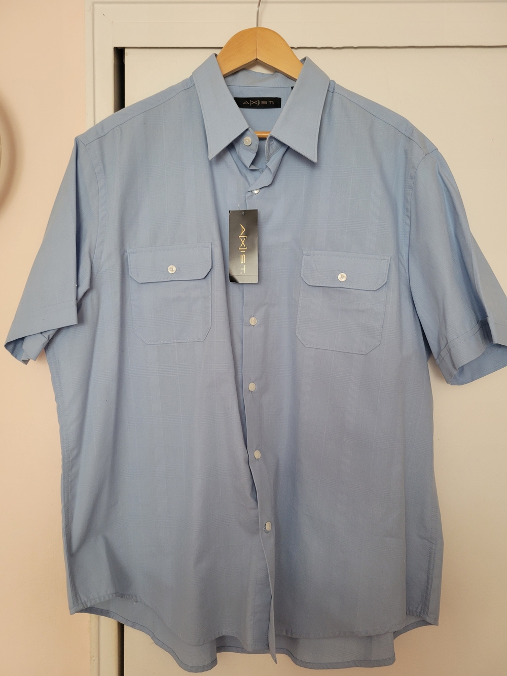 Axist Light Blue Short-Sleeve Button-Down Shirt